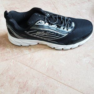 FILA RUNNING SHOES